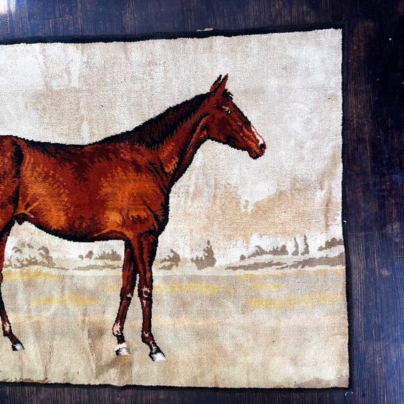 Vintage Thoroughbred Horse Equestrian Throw Rug or Wall Hanging Cottage barn - Picture 2 of 10